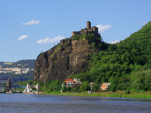 Замок Стршеков (Hrad Střekov)