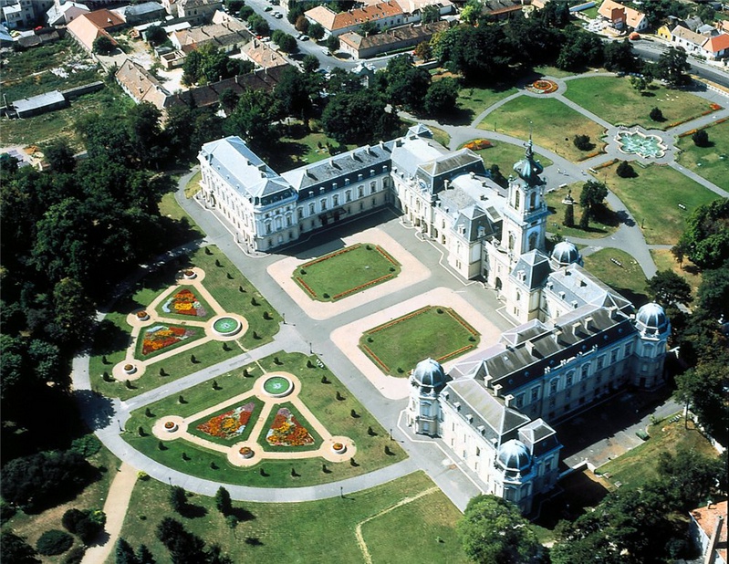 Замок Грашшалковичей
