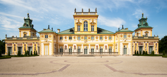 Вилянувский дворец в Польше